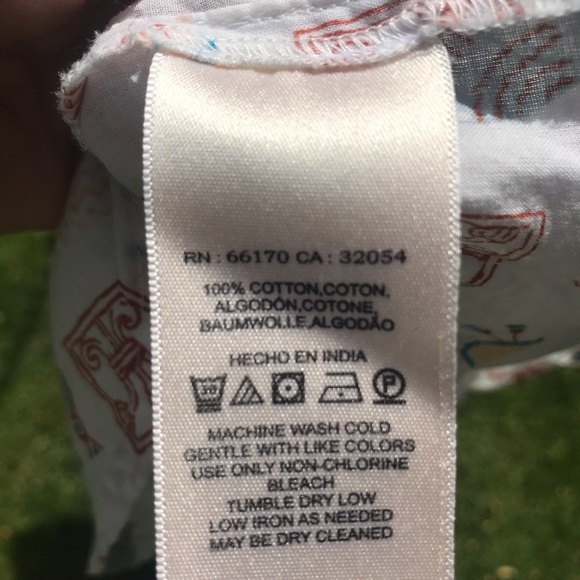 Anthropologie Sleeveless Top with artwork by Danielle Kroll EUC Size Small - Picture 4 of 8